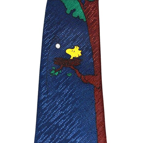 Charlie Brown & Gang Snoopy/Woodstock More Than One Way To Get A Birdie Tie - Picture 3 of 5